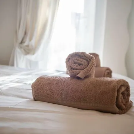 Holywell Way Swords Daire