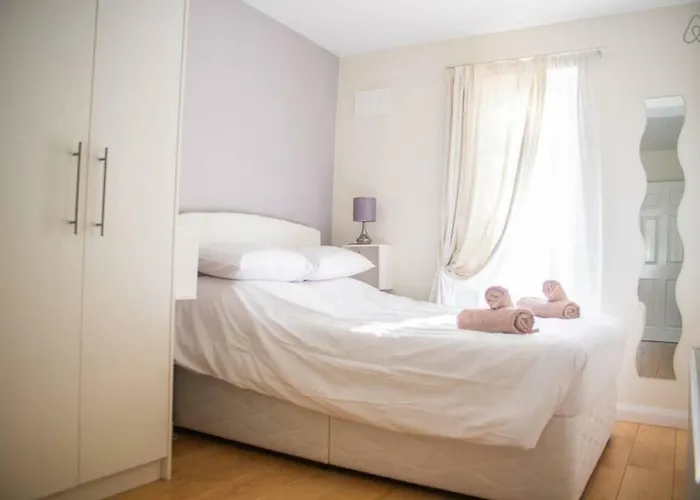 Holywell Way Swords Cloghran