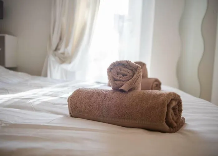 Holywell Way Swords Daire